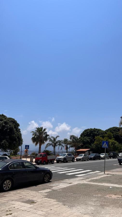 La Casa Di Nonna Santa Villa Milazzo Exteriör bild
